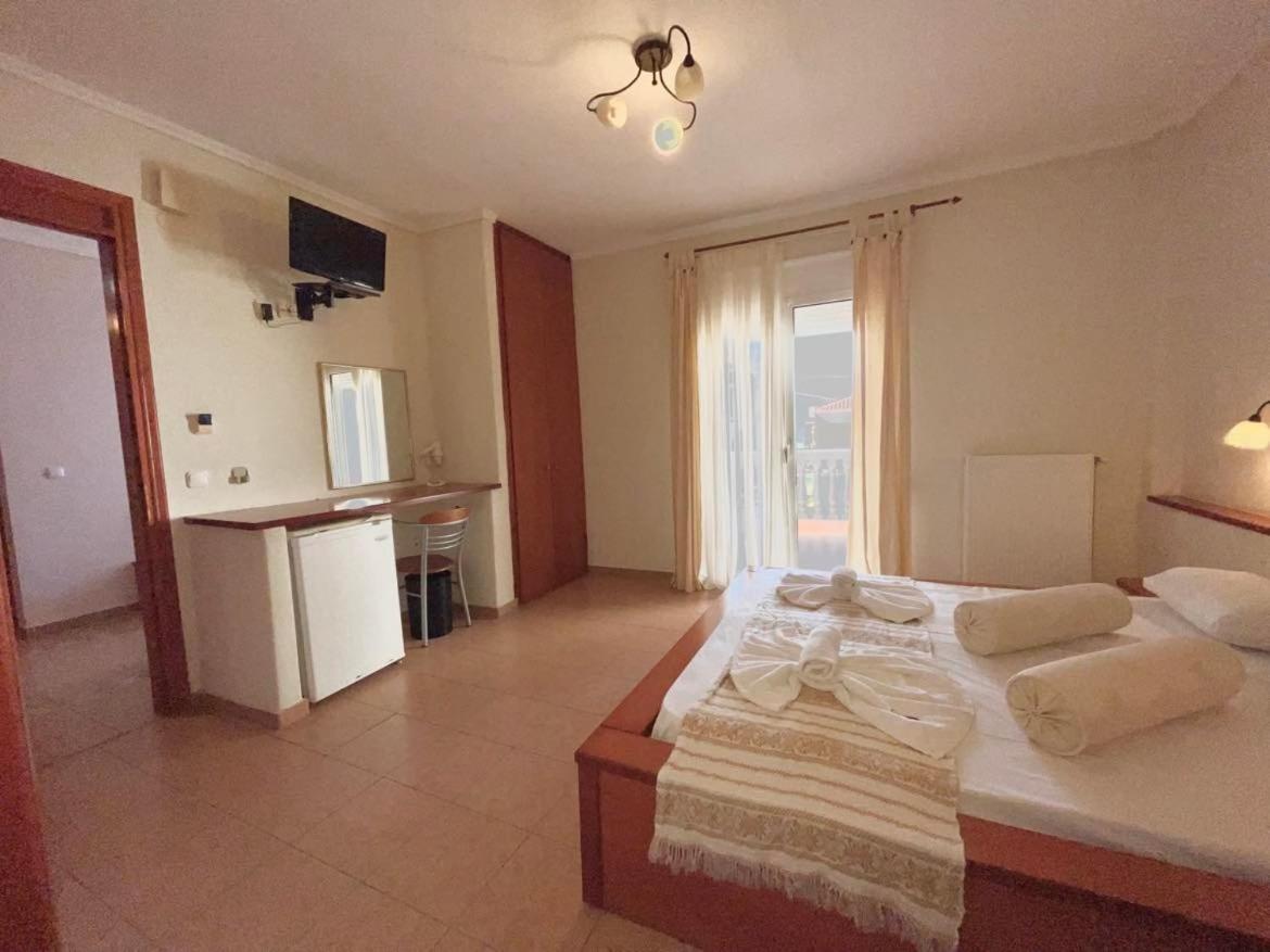 Calypso Hotel Сиври Экстерьер фото